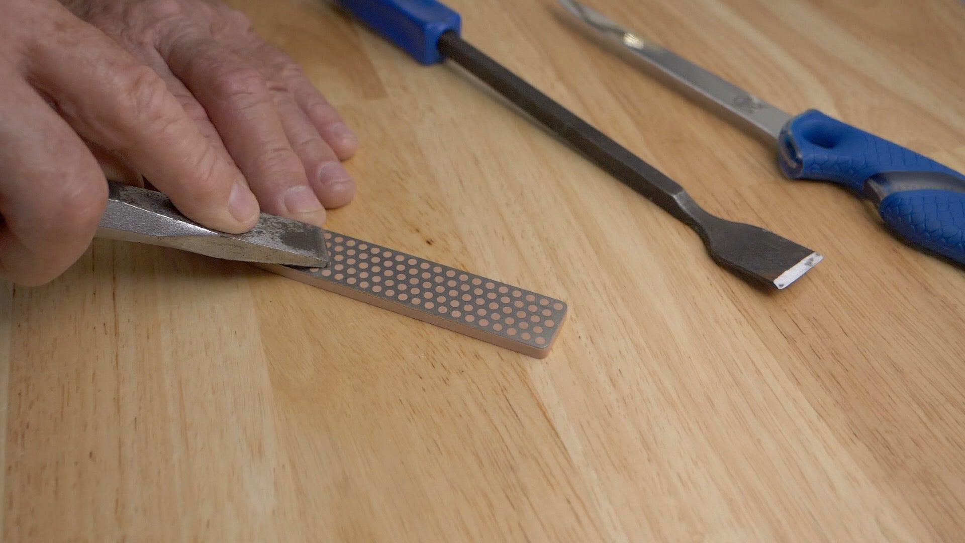 Dmt diamond sharpeners - 4-in. Diamond whetstone - extra extra fine - the best knife sharpeners made in usa