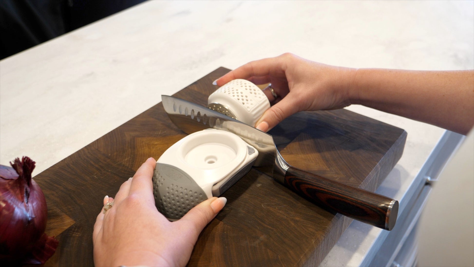 Dmt diamond sharpeners - dmt edgesharp glidz roller knife sharpener fine - the best knife sharpeners made in usa